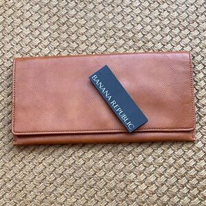 NWT Banana Republic Tan Clutch